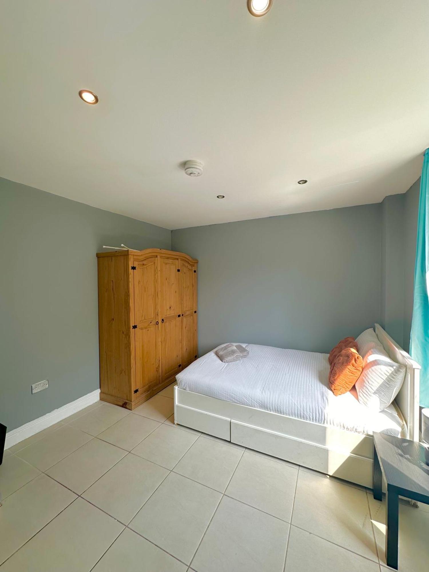 Luxury Private Room In Central London Exterior photo