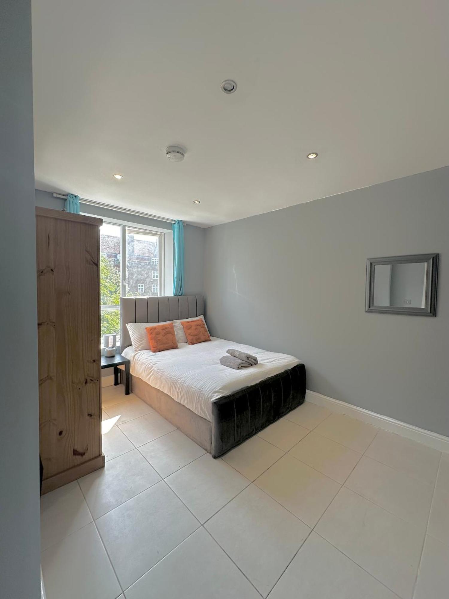 Luxury Private Room In Central London Exterior photo